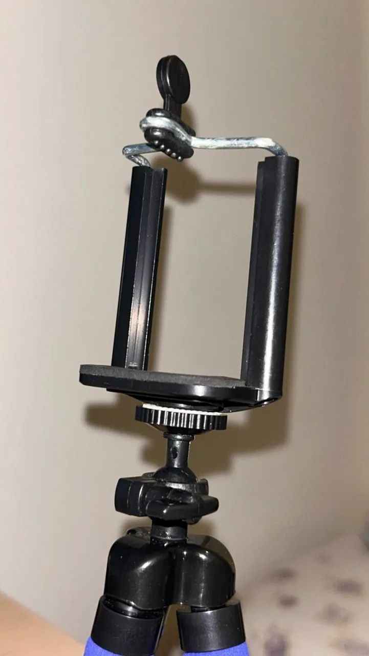 Suporte universal para celulares - Tripé - Foto 2