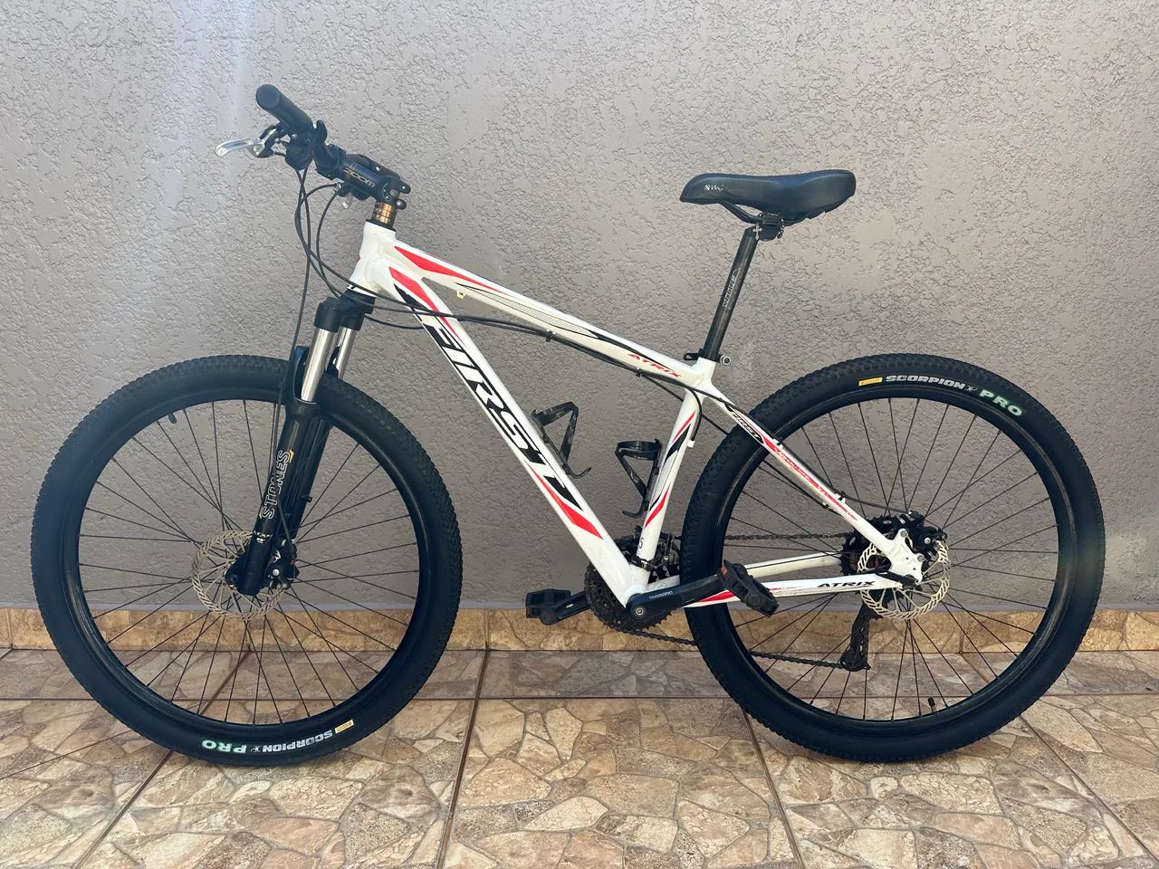 Bicicleta First 