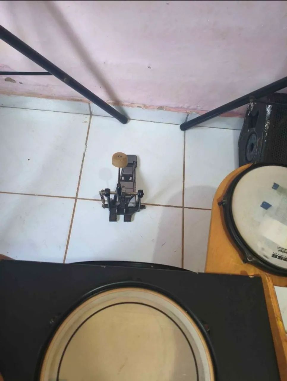 Vende ou troca em uma caixa JBL com dois microfones - Foto 3