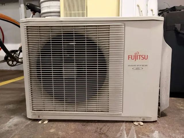 Ar Condicionado Fujitsu Invert 24.000 BTUs Modelo R410a