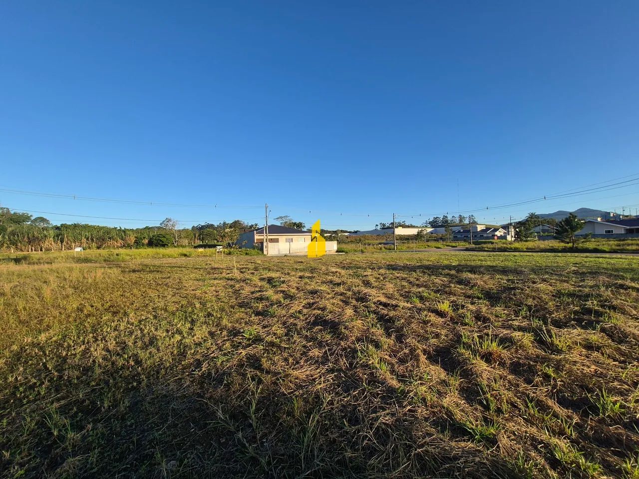 Terreno com 450m² na entrada do loteamento - Foto 4