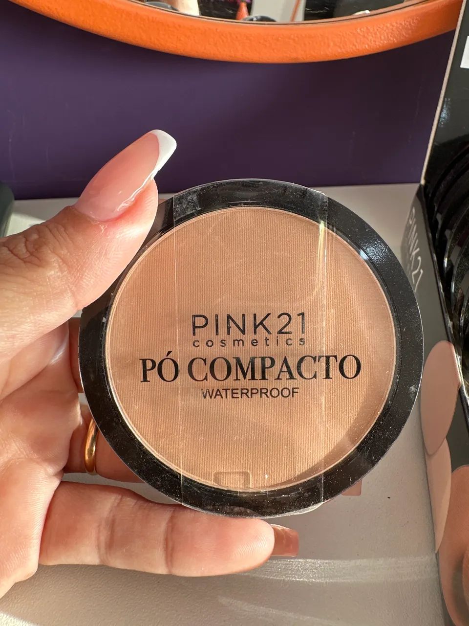 Pó compacto Pink21 resistente a água - Foto 4