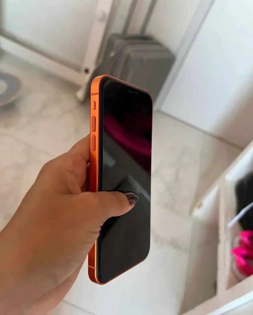 Vendo iPhone XR carcaça do 17 pro