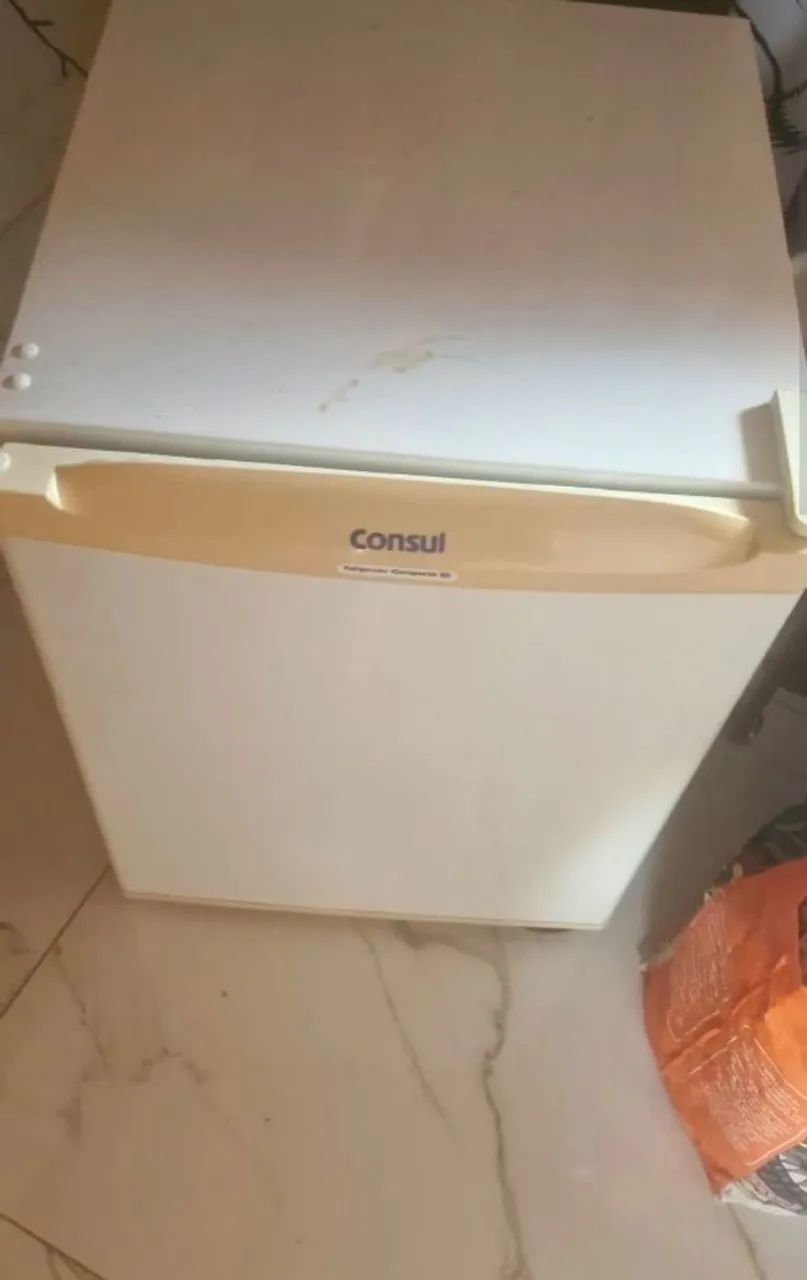 Frigobar Consul 80 l ,127 volts
