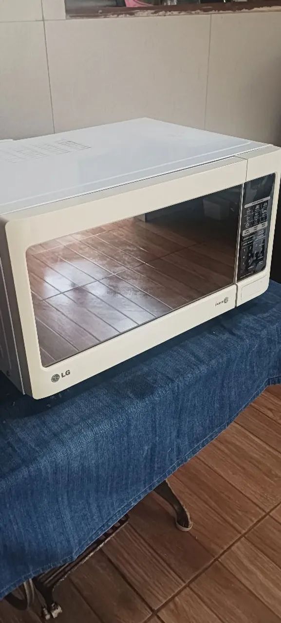 Microondas LG 30 litros 