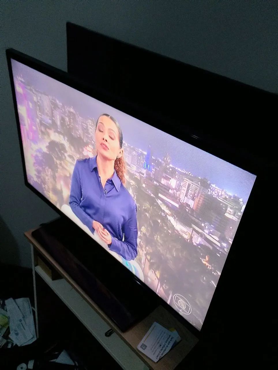 Tv 32 polegadas ótimo estado funciona perfeitamente não e esmart conversor digital  - Foto 2