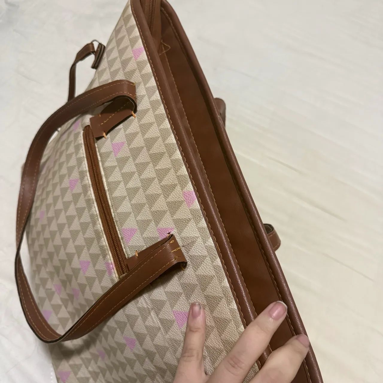 Bolsa de mão Schultz monogram triang  - Foto 4