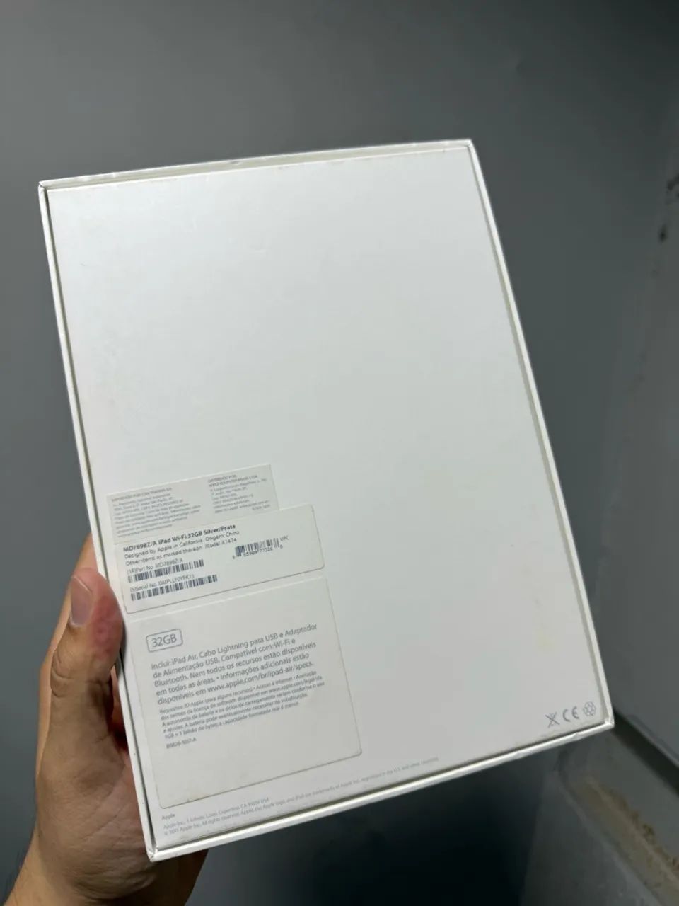 Caixa de iPad Air 1 32GB Wi-Fi Prata  - Foto 2