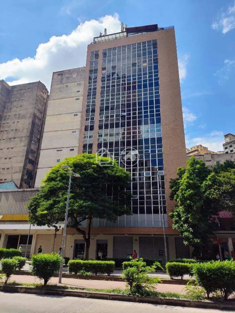 Andar Corrido Comercial no Centro (BH) | 326,92 m² | 2 Elevadores | Portaria 24h e Seguran - Foto 2