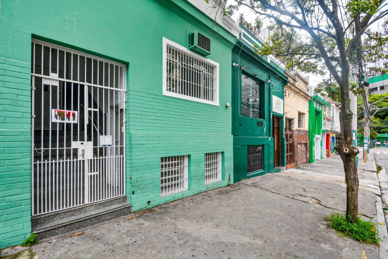 Casa comercial na Rua Caraíbas, 52 - e 54  160 m² - Foto 3