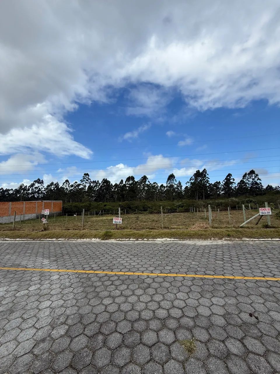 Lindo terreno de 359 metros bosque Imbituba 