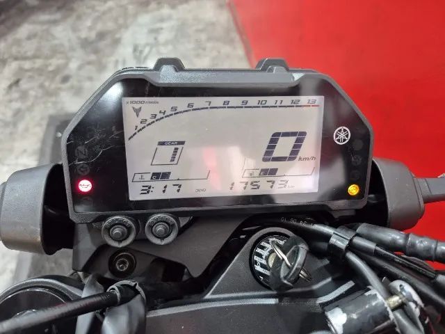 Yamaha Mt 03 - Foto 3
