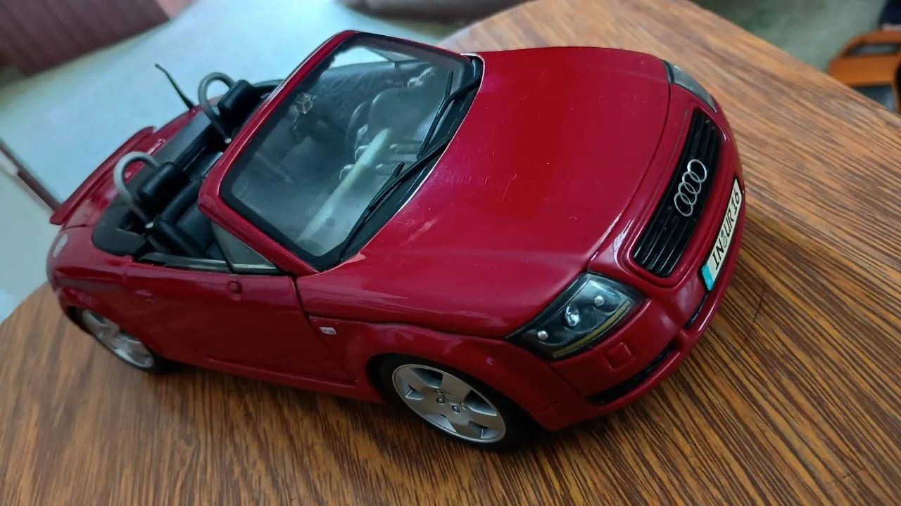 アウディ AUDI TT ROADSTER 2006 1/18 Audi TT Roadster 1/18 Maisto - Brinquedos e Jogos - Jardim Revista