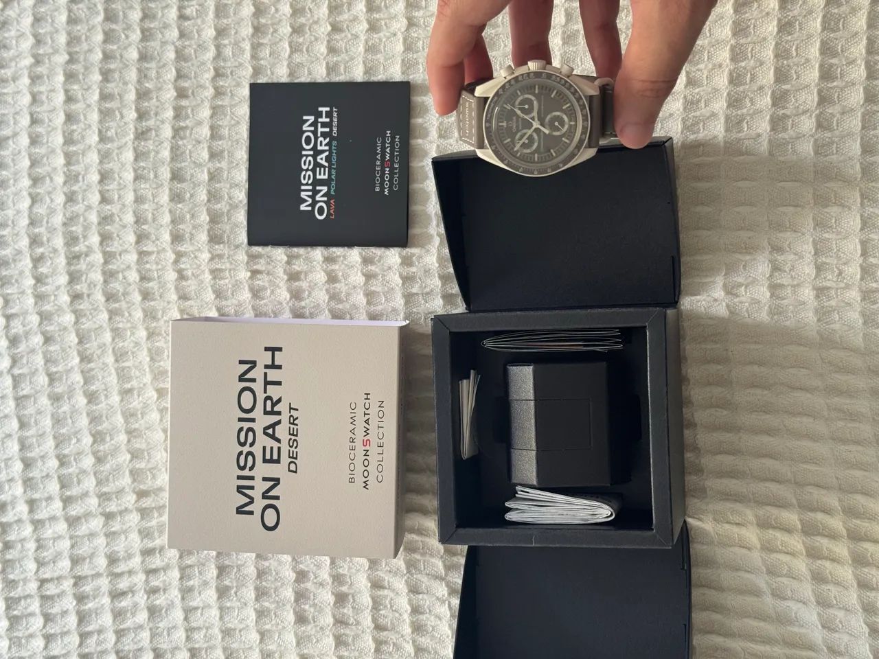 Moonswatch Desert (Omega x Swatch)  - Foto 3