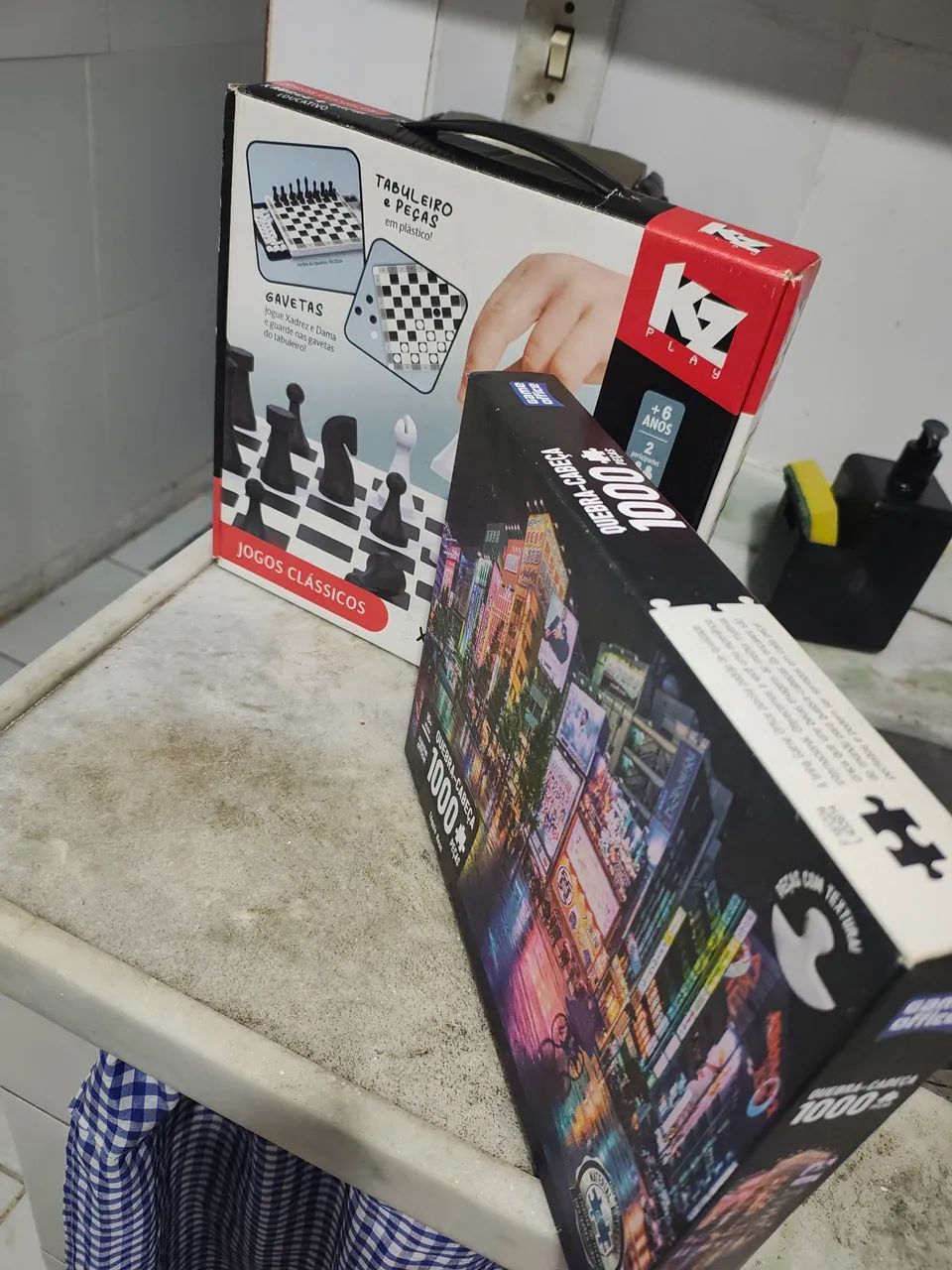 Quebra cabeça de 1000 peças e tabuleiro de xadrez  - Foto 2
