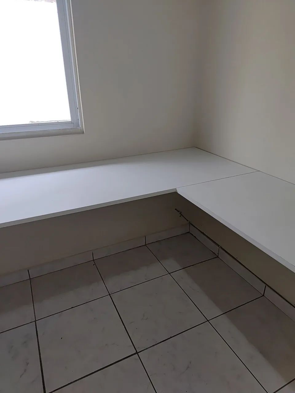 Escrivaninha em L - Foto 2