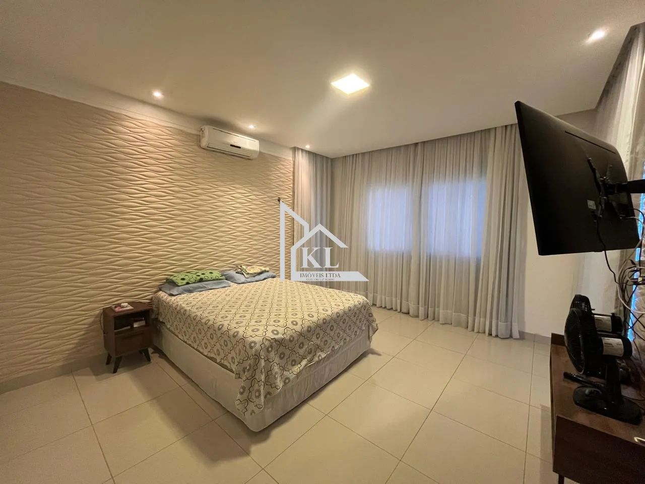 Duplex no Caminho do Sol, com piscina e churrasqueira - Foto 2