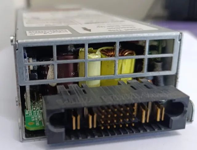 Fonte AC PSU 300W switch Extreme Networks Modelo 10930 - Foto 2