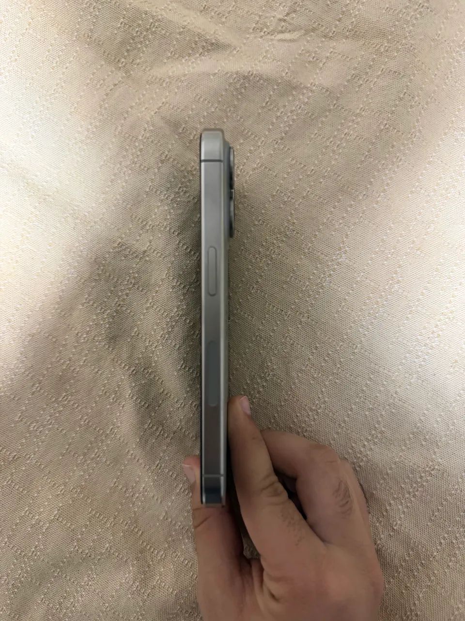iPhone 15 pro - Foto 2
