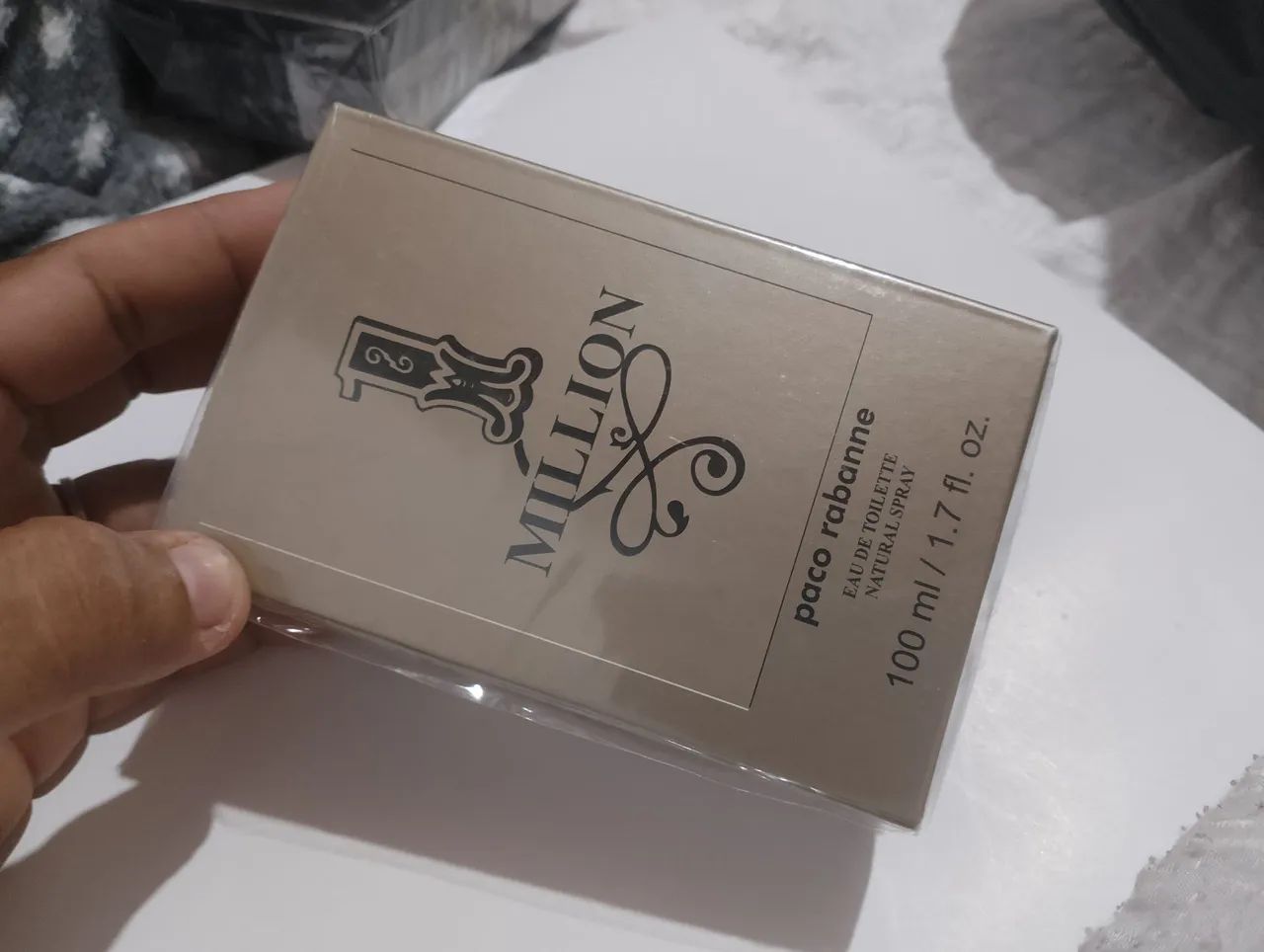 Perfumes a base de óleo 7 horas de fixação 