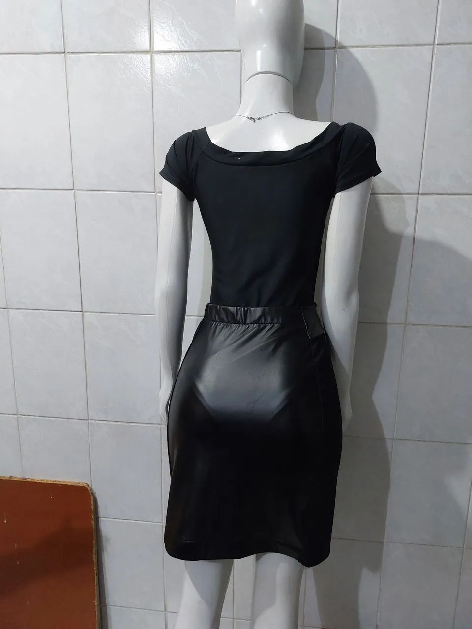 Conjunto Preto Tamanho P - Foto 2