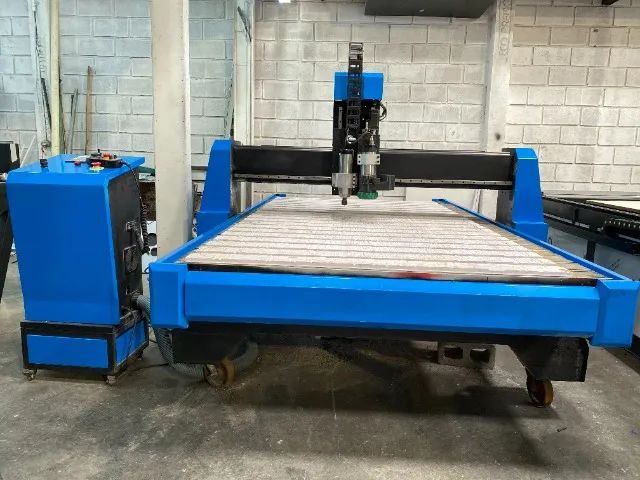 Router CNC Profissional 1,30x2,50 - Duplo Spindle - ACEITO TROCA - Foto 5