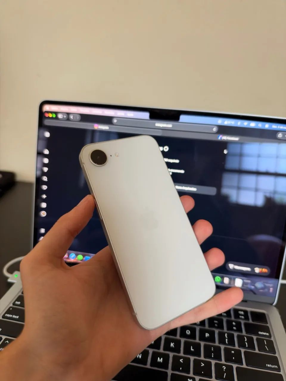 IPHONE 16E 256GB - Foto 2