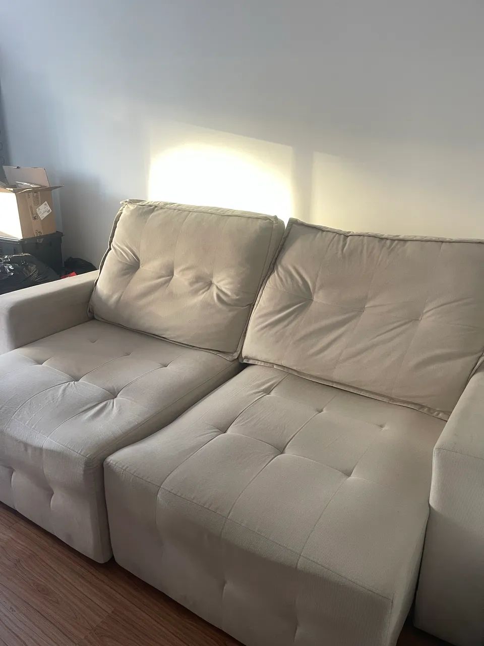 Sofá retrátil e reclinável