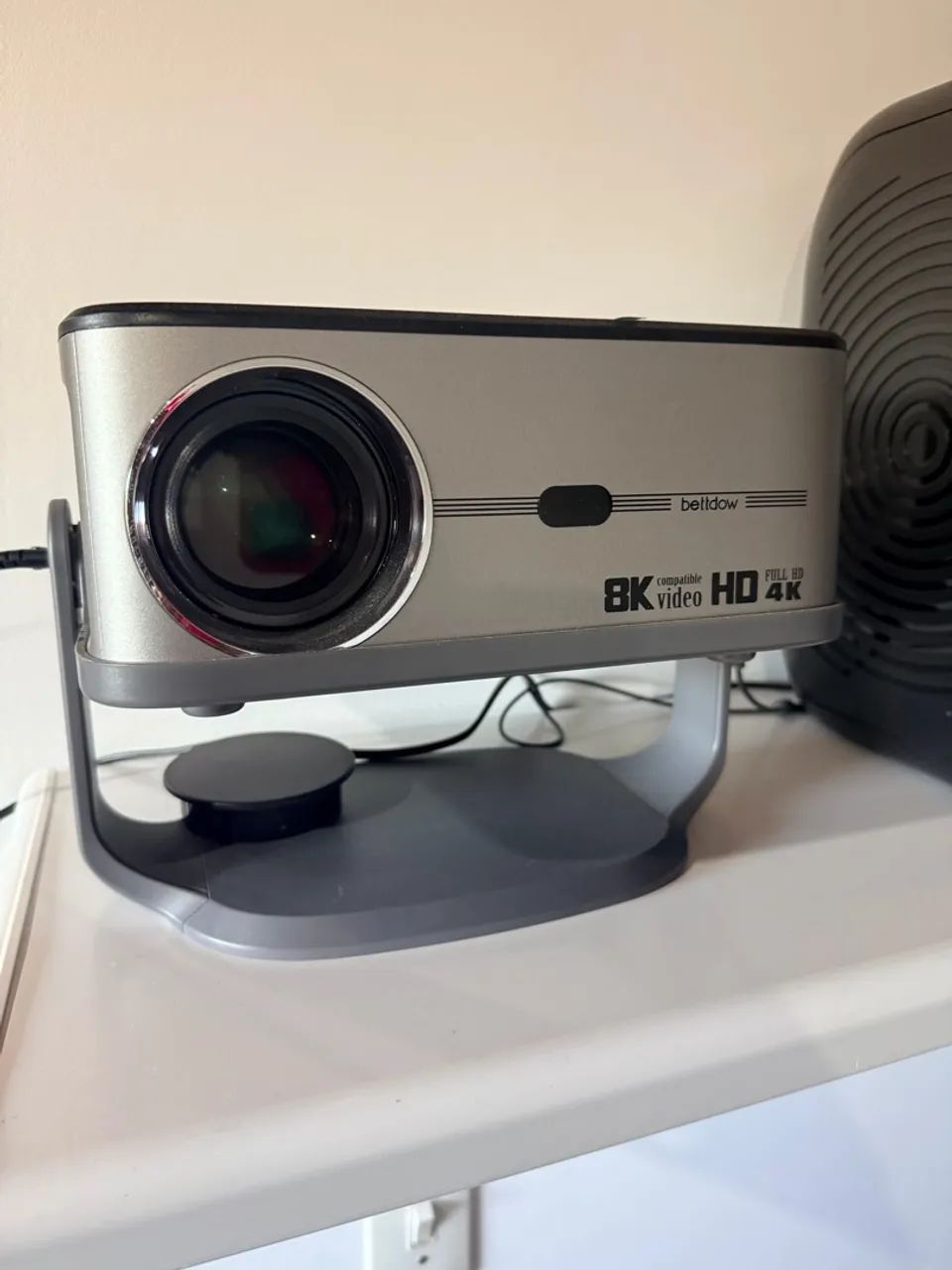 Projetor 4k portátil  - Foto 2