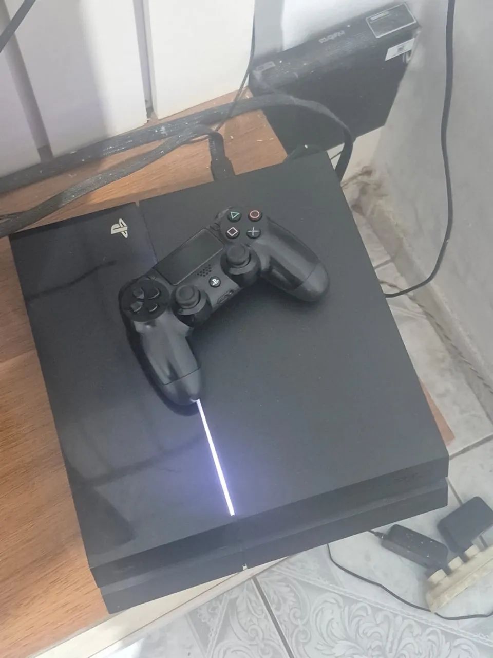 PS4 + 01 CONTROLE  - Foto 5