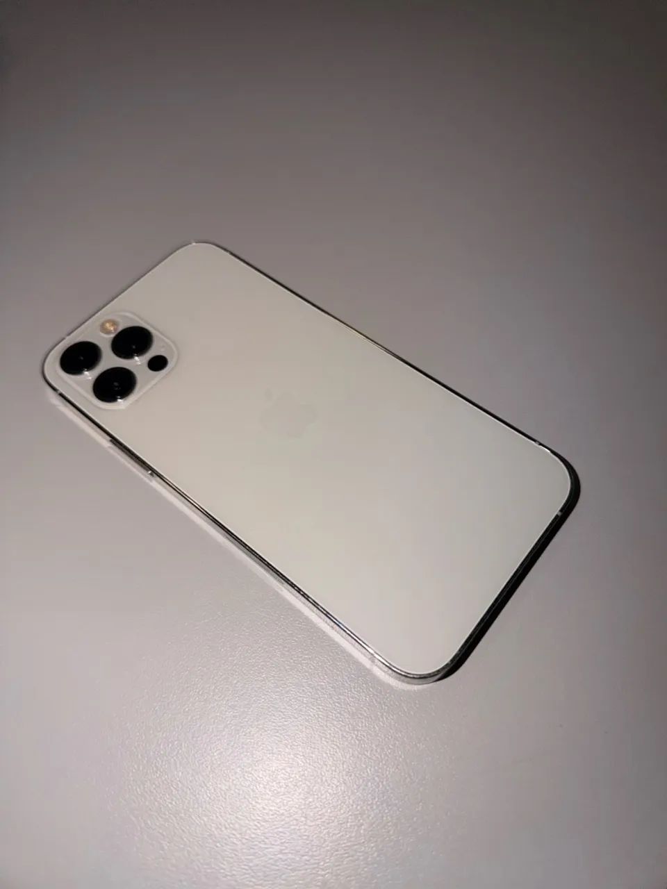 iPhone 12 pro silver 