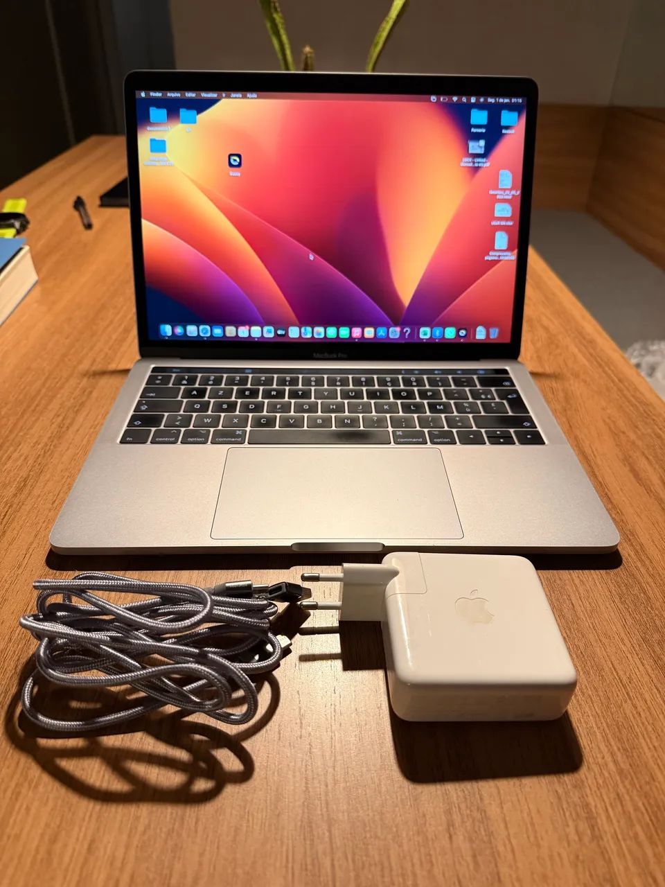 MacBook Pro 2017 i5, 8GB RAM, 256GB SSD - Foto 2