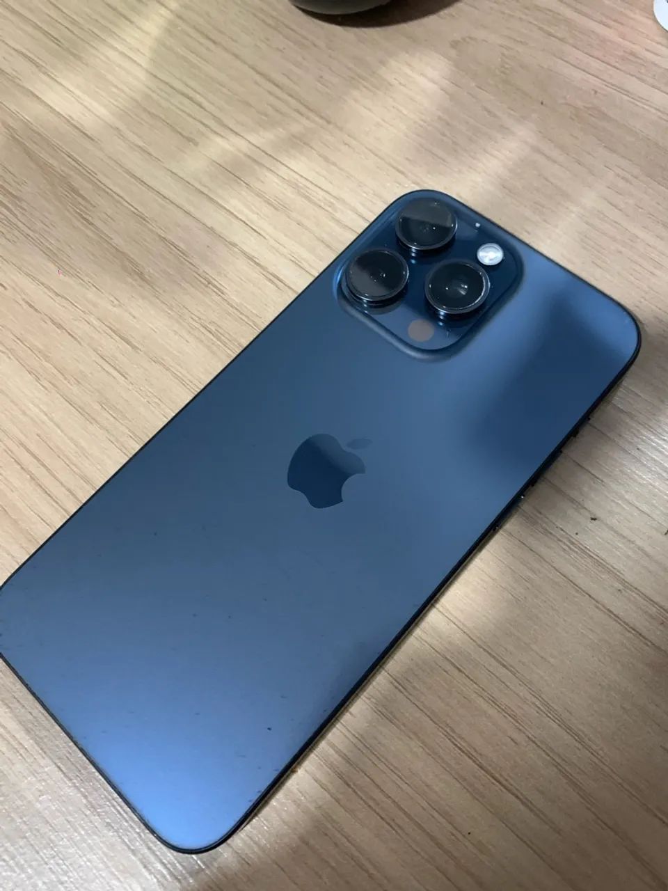 iPhone 15 pro Max 256 - Foto 4
