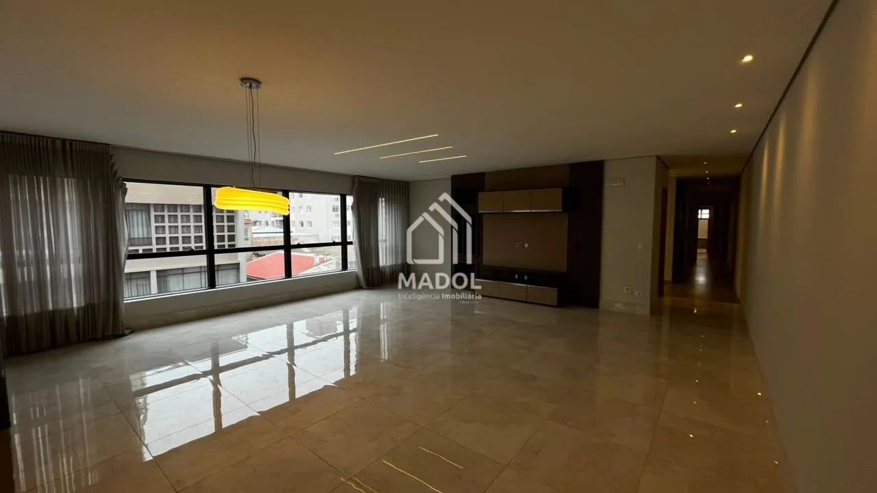 OPORTUNIDADE NO EDIFÍCIO ONYX 3 SUÍTES E 4 VAGAS DE GARAGEM - Foto 2