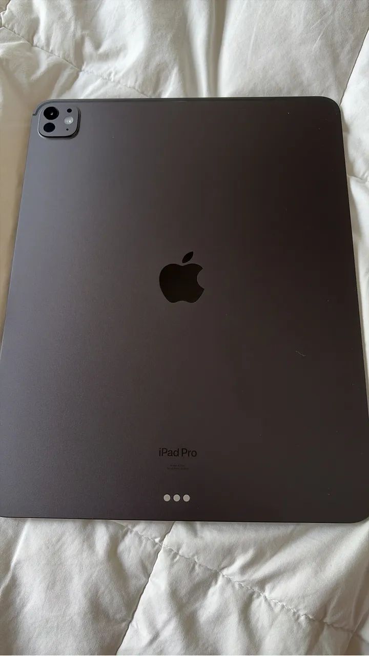 iPad Pro 13 polegadas - 256gb M4 + Magic Keyboard - Foto 3
