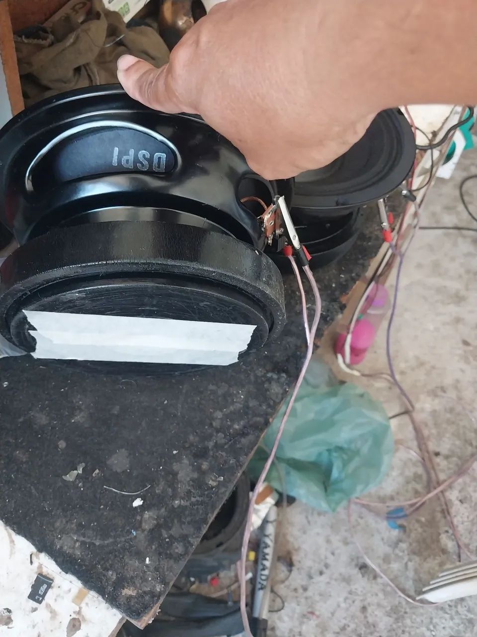 Vendo dois médio de 8 polegadas de 500 w cada  - Foto 5