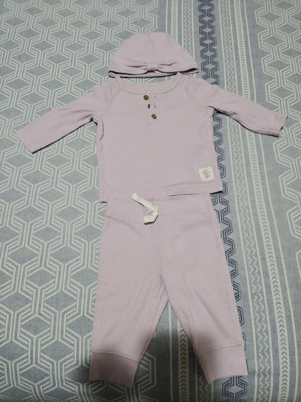 Conjunto Carters bebê lilás 3M