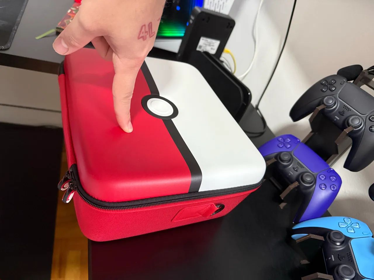 Case Bag Rígida Pokémon Nintendo Switch 1 Oled/V2  - Foto 4