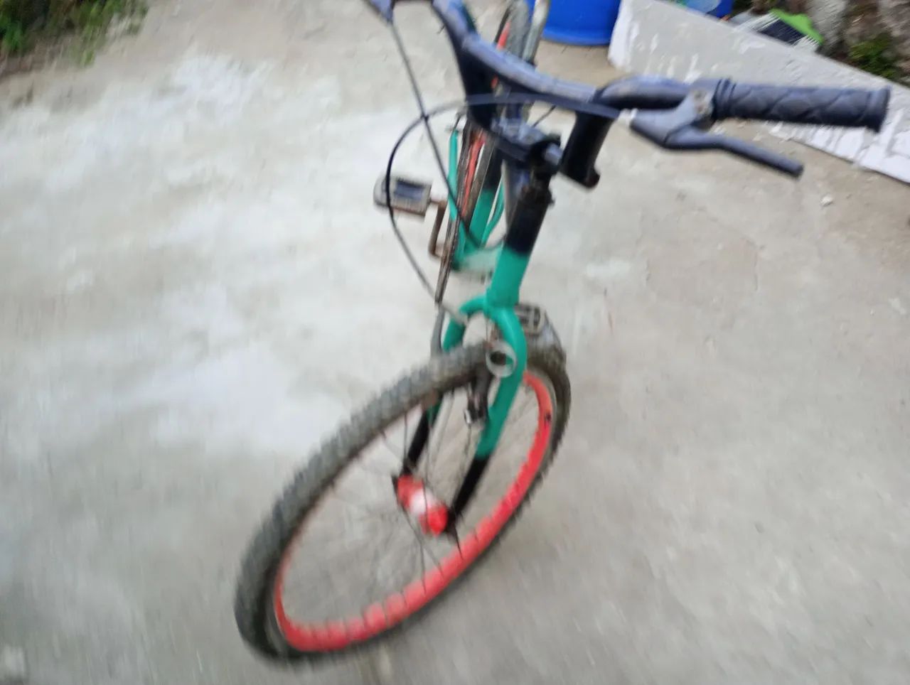 Vendo baik aro 24 - Foto 3
