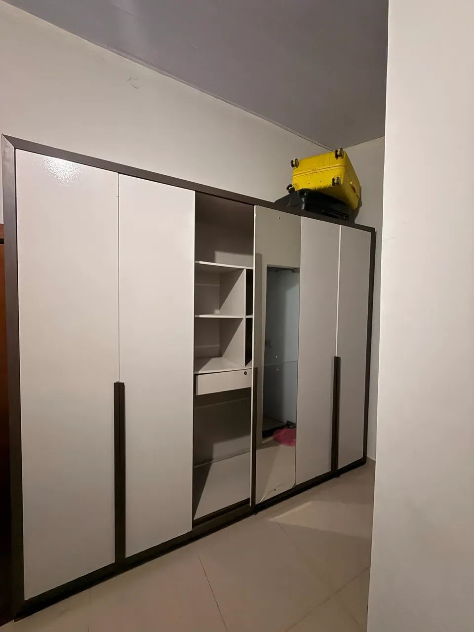 Guarda roupa