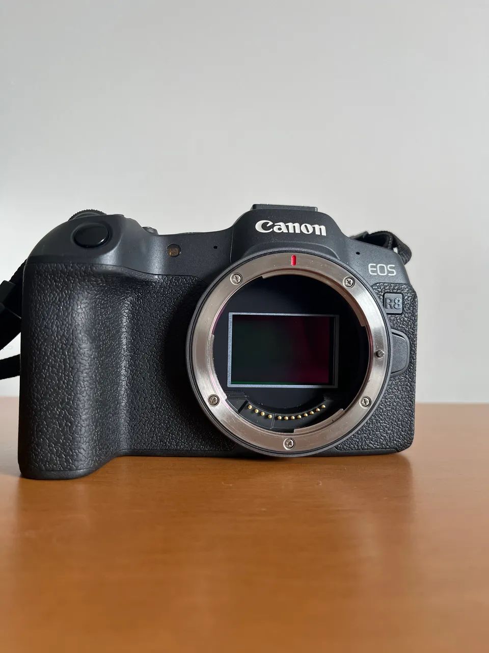 Canon R8 (corpo) - Foto 4