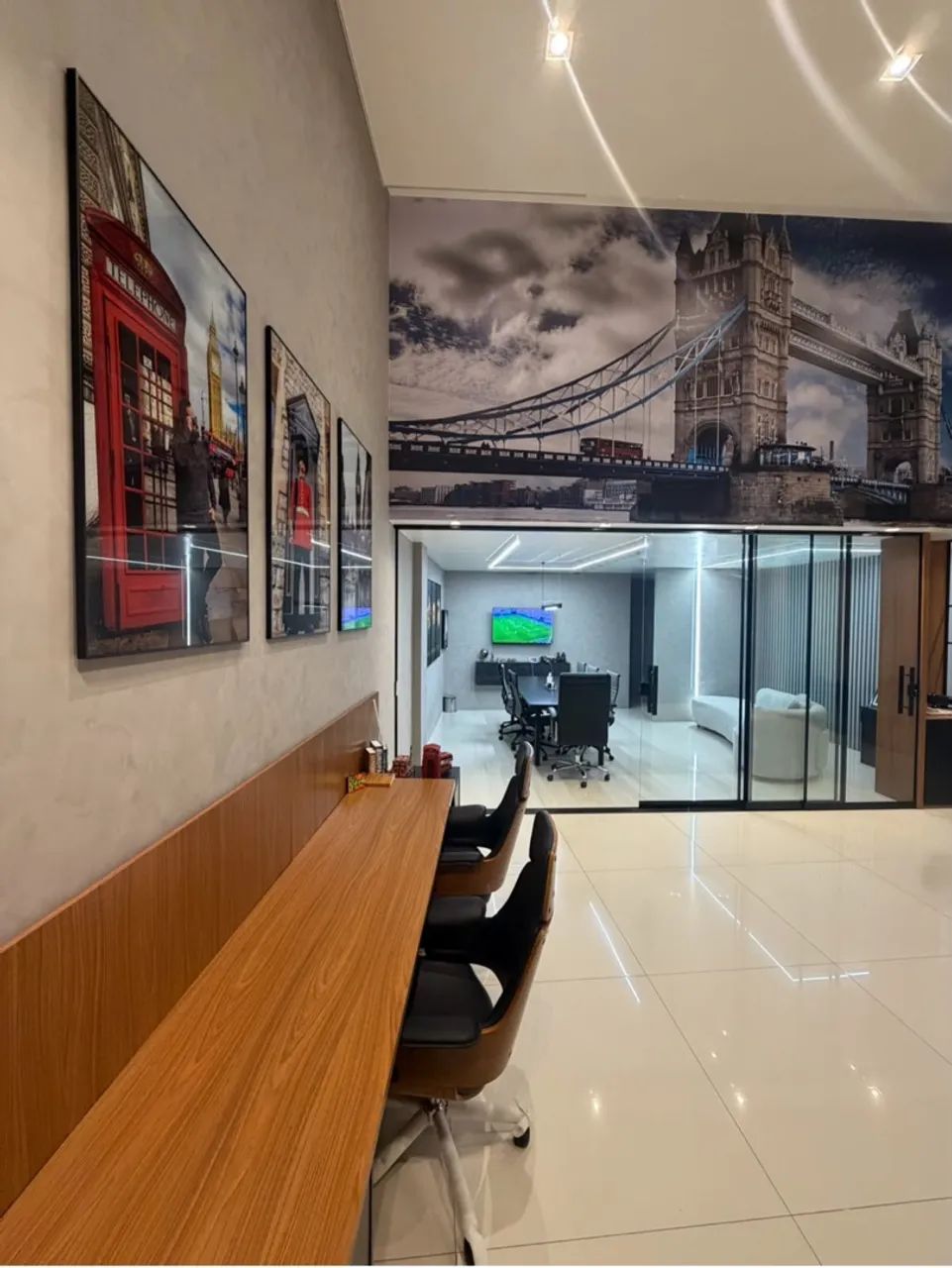 SALA COMERCIAL ALTO PADRÃO ? PRONTA PARA USO