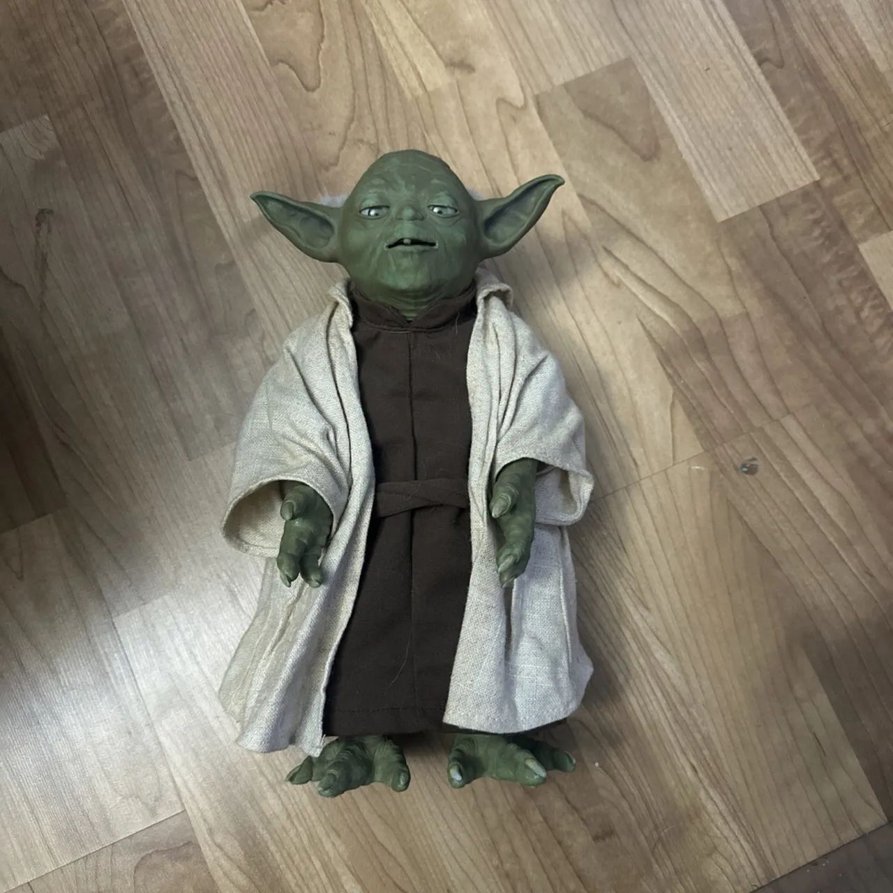 2005 Hasbro Talking Yoda  - Foto 5