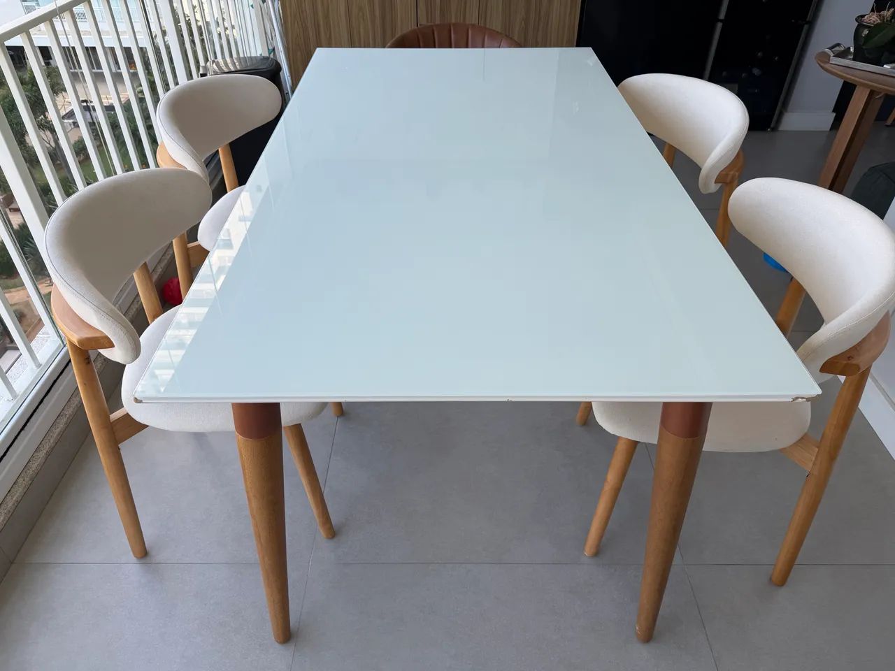 Mesa branca 6 lugares 160x90cm - Foto 2