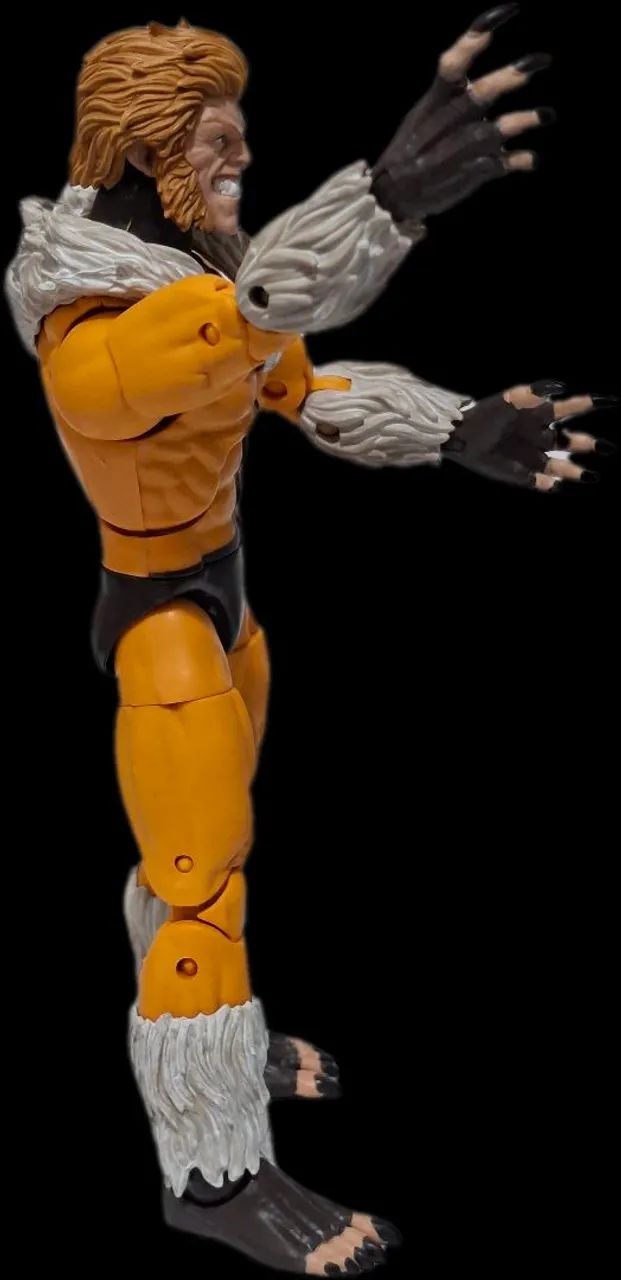 Hasbro Marvel Legends Dente Sabre + Peças BAF (Novo) - Hobbies e