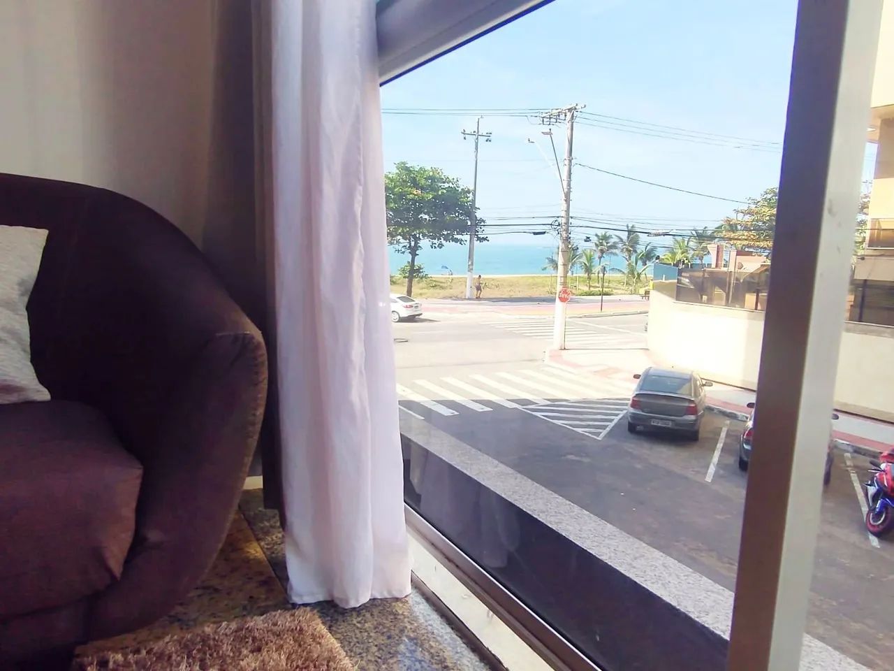 Bonito, mobilado e bem localizado - Foto 2