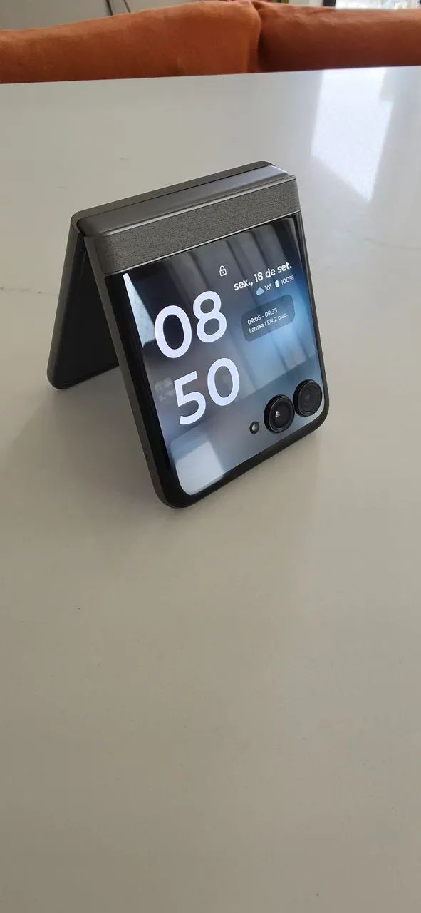 Motorola Razr 70 256Gb (Flip) - Foto 3