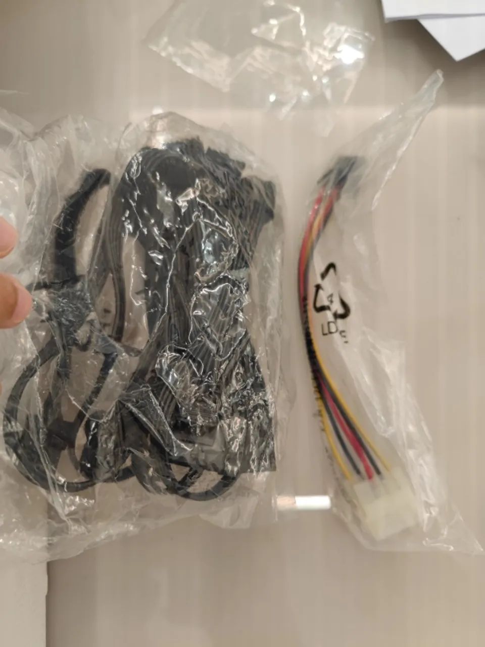 Fonte semi modular Corsair CS750M com defeito - Foto 5