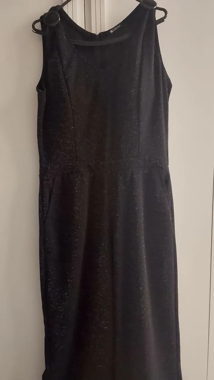 Macacão preto Tam G