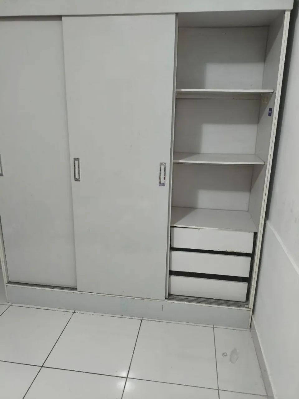 Guarda-roupa usado - Foto 2
